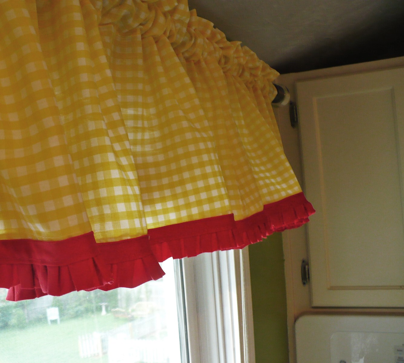 Red And Yellow Kitchen Curtains Red and Yellow Kitchen Ideas