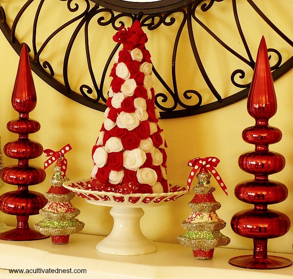 DIY felt rosette tree Christmas decoration | Fun Christmas Mantel
