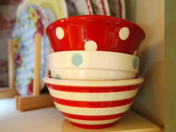 polka dot bowls