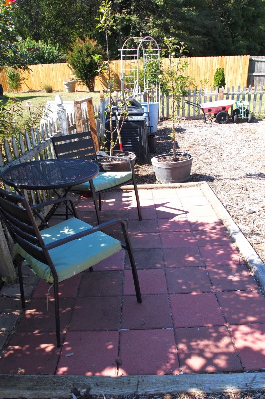 seating area in garden