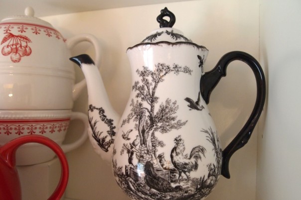 black toile teapot