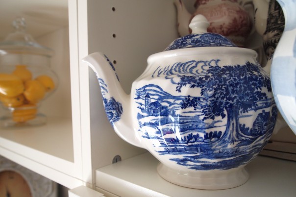 blue transferware teapot