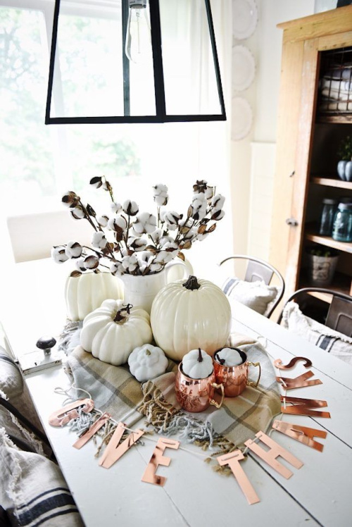 Neutral Fall Centerpiece- Transform your space with these inspired ideas for your Thanksgiving table. They are elegant, gorgeous, and easy to replicate, too! | #Thanksgiving #ThanksgivingCenterpiece #ThanksgivingDecor #ThanksgivingTable #ACultivatedNest