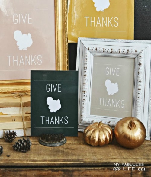 Free Thanksgiving Printables - Free Thanksgiving printables! Need some ideas to keep the kids busy on Thanksgiving? Or maybe a quick little something for your Thanksgiving home decor? #ACultivatedNest