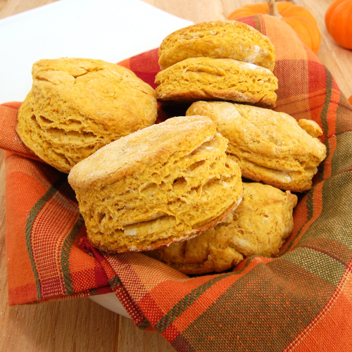 pumpkin buttermilk biscuits