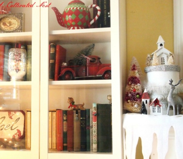 Christmas Bookshelves