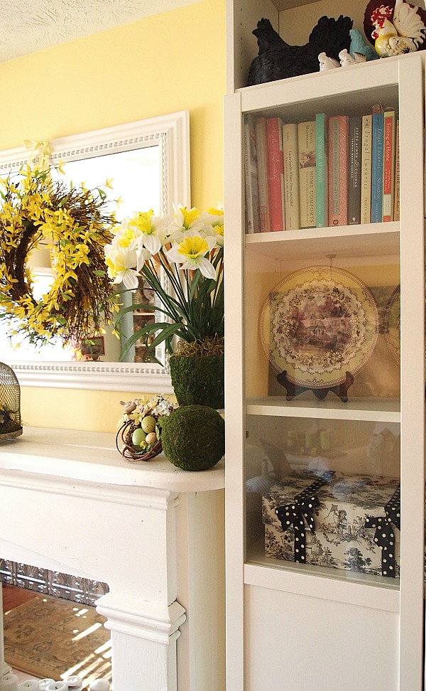 decorating your mantel for spring