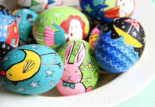 14 Creative Easter Egg Painting Ideas- This Easter, do something a little different and try these creative Easter egg decorating ideas! There are so many fun ideas to try! | #Easter #EasterEggs #EasterEggDecorating #EasterCrafts #ACultivatedNest