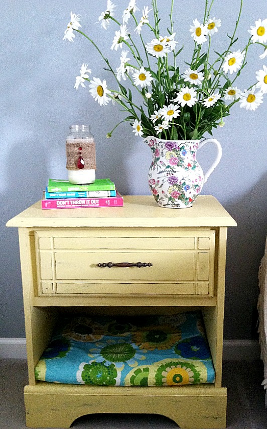 painted Goodwill nightstand Makeover