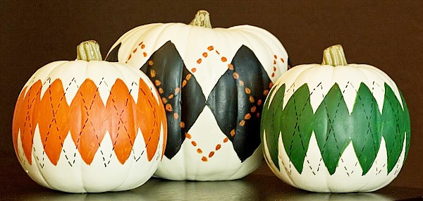 15 Stylish No Carve Pumpkin Decorating Ideas- A fun and easy way to decorate your home for fall on a budget, is with these 10 stylish no carve pumpkin decorating ideas! | #fallDecorating #fallPumpkins #craft #DIY #ACultivatedNest