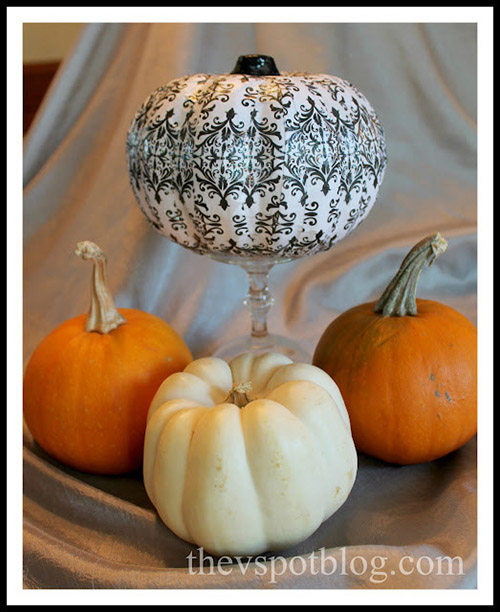 15 Stylish No Carve Pumpkin DIYs- A fun and easy way to decorate your home for fall on a budget, is with these 10 stylish no carve pumpkin decorating ideas! | #fallDecorating #fallPumpkins #craft #DIY #ACultivatedNest