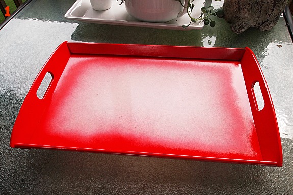 step 1 in tray makeover is to paint the tray