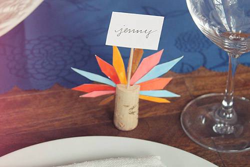 10 Easy Thanksgiving Place Card Crafts- Make your Thanksgiving dinner table look gorgeous with these DIY Thanksgiving place card ideas! | #placeCards #ThanksgivingCrafts #crafts #Thanksgiving #ACultivatedNest