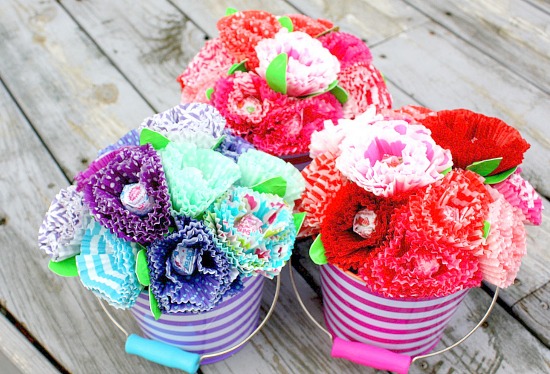 14 Cute Cupcake Liner Crafts- Cupcake liners are inexpensive, cute, come in a variety of designs and are great for crafting! Get inspired with these cupcake liner crafts! | #upcycle #crafts #diyProjects #upcycling #ACultivatedNest