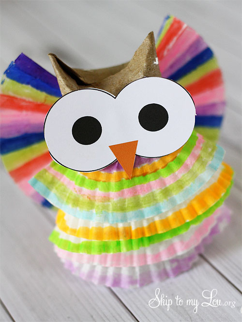 14 Cute Cupcake Liner DIY Projects- Cupcake liners are inexpensive, cute, come in a variety of designs and are great for crafting! Get inspired with these cupcake liner crafts! | #upcycle #crafts #diyProjects #upcycling #ACultivatedNest