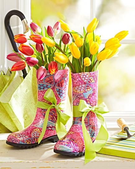 10 Adorable Rain Boot Flower Planters for Spring- These DIY rain boot planter ideas are a cute way to decorate for spring, and a great idea for repurposing old or out grown rubber boots! | #rainBoots #diyPlanter #flowerGardening #springDecorating #ACultivatedNest