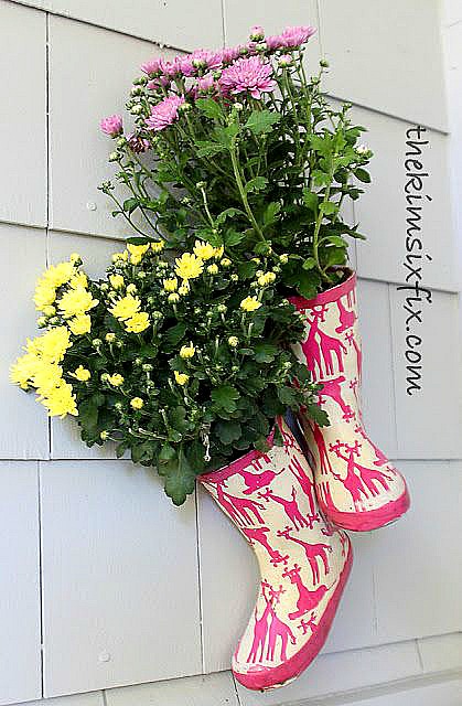 10 Adorable Rain Boot Flower Planters for Spring- These DIY rain boot planter ideas are a cute way to decorate for spring, and a great idea for repurposing old or out grown rubber boots! | #rainBoots #diyPlanter #flowerGardening #springDecorating #ACultivatedNest