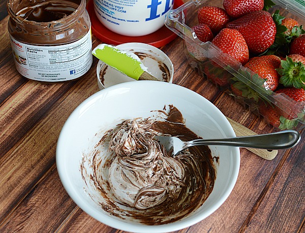 mix nutella & other ingredients in a bowl