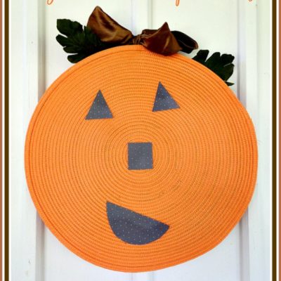 Here's a easy DIY fall craft that's cute and frugal! A placemat pumpkin!
