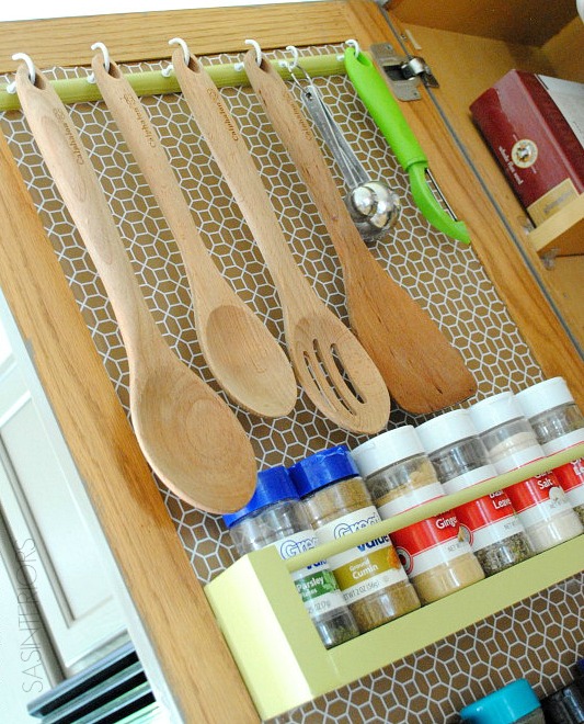 10 Small Kitchen Organizing Hacks- Organizing your small kitchen will be a lot easier if you know these 10 small kitchen organizing hacks! There are so many clever ways to create storage space in a small kitchen! | how to organize a small space, organize an apartment kitchen, organize a tiny kitchen, #kitchenOrganization #organize #homeOrganization #organizingHacks #ACultivatedNest