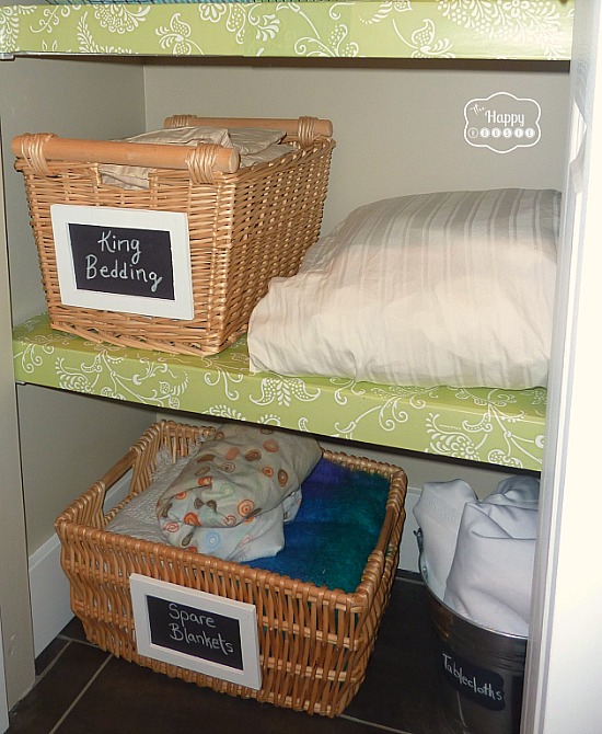 Organizing Your Linen Closet - Organizing your linen closet is easy with these fantastic ideas! Organize your sheets, towels, etc. Lots of great info for organizing that tiny space. | #ACultivatedNest