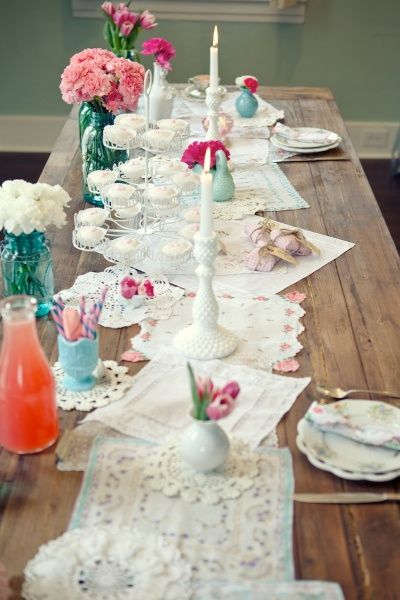 DIY Hankie Table Runner- Don't let your pretty antique handkerchiefs stay locked away in a box. Instead, let everyone see and enjoy them by upcycling them into something new and beautiful! Check out these 10 adorable ways to repurpose vintage hankies! | #diy #upcycle #repurpose #reuse #sewing #hankies #handkerchiefs #vintage