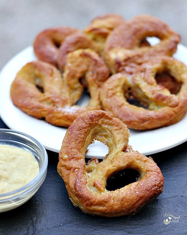 Delicious homemade pretzels! Forget the mall pretzels these are so much better for you and they're tasty. 