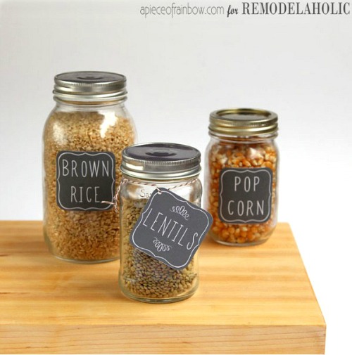 Free Printable Chalkboard Pantry Labels- It's easy to organize your home if you have these free printable labels! Use them to organize your bins, baskets, jars and boxes and create a beautifully organized home! | organize your pantry, organize your linen closet, organize your food, organize your home office, organize your garage, #freePrintable #organizing #organization #organize #labels #printable #homeOrganization