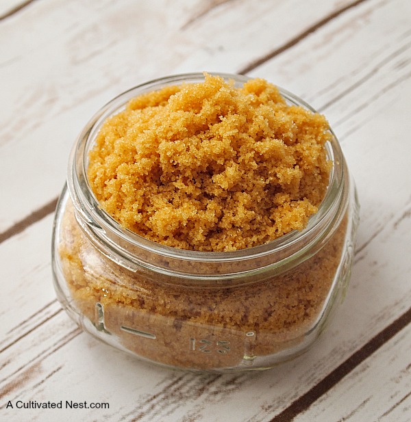how to make brown sugar | Have you ever wanted to make something that needed brown sugar but then you realize you don't have any or don't have enough? Well, you will never run out of brown sugar with this homemade recipe.