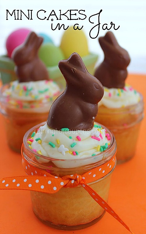 14 Cute Easter Treats In A Jar- This year, make some delicious (and adorable) treats in jars to give as gifts for Easter, or to include in Easter baskets! | #foodGifts #easterRecipes #EasterBaskets #homemadeGifts #ACultivatedNest