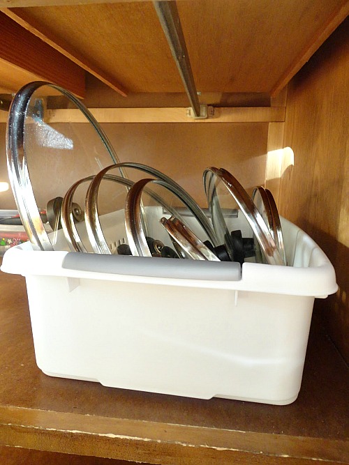 How to store pot lids: 10 best ways to organize pan lids