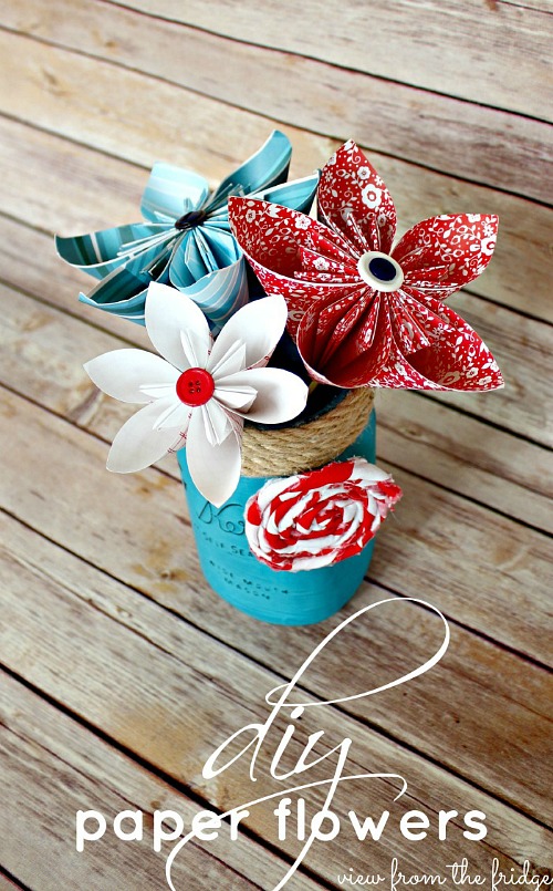 20 Creative Patriotic DIY Home Decor Projects- It's easy to add a patriotic touch to your home for Memorial Day, the Fourth of July, or just because. All you need to do is make one of these 15 patriotic DIY Home Decor Projects! There are so many great red, white, and blue projects to choose from! | #FourthOfJuly #MemorialDay #DIYProjects #craft #DIY #patriotic #homeDecor #decor