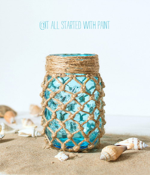 15 Fun Summer Mason Jar DIY Ideas- If you want to update your home's decor for summer, check out these 15 Mason jar DIY ideas! All of these Mason jar crafts are so easy, and so pretty! | #MasonJar #diyProject #summer #craftIdeas #ACultivatedNest