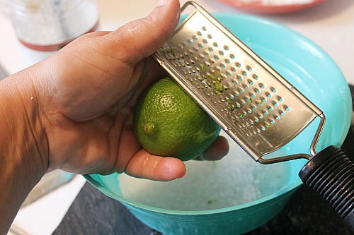 how to make coconut lime salt scrub