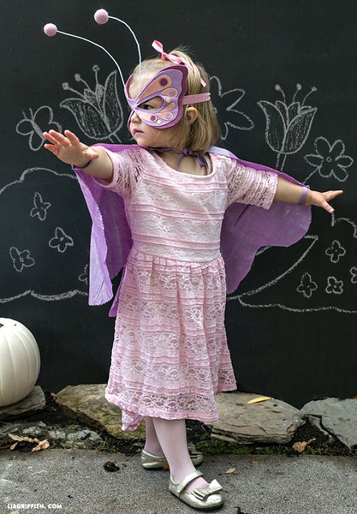 15 Frugal Homemade Halloween Costumes- Save money and give your child the costume of their dreams by making one of these frugal DIY Halloween costumes! | homemade Halloween costume, #Halloween #DIY #sewingProjects #HalloweenCostumes #ACultivatedNest