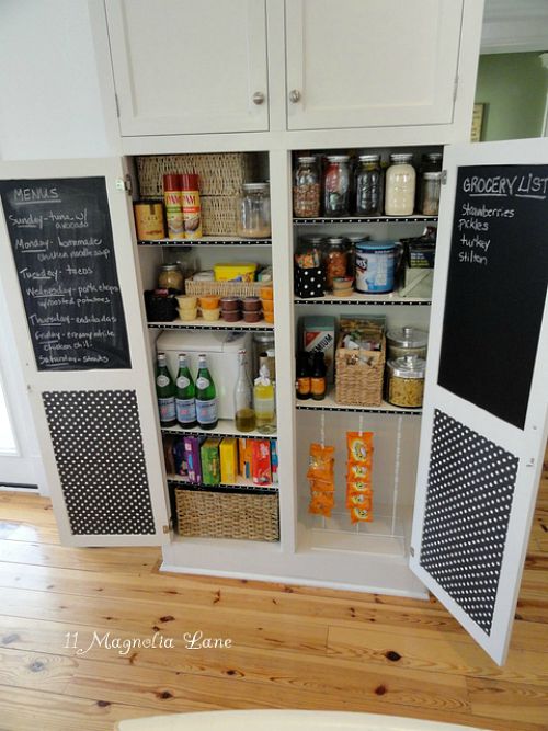 15 Pretty Pantry Organization Ideas- The perfect pantry is both functional, and beautiful. Check out these pretty pantry organization ideas to inspire your next pantry makeover! | #pantry #organization #organizingTips #kitchenOrganization #ACultivatedNest