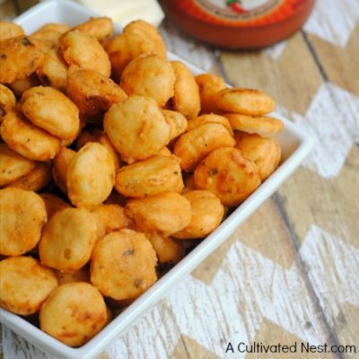 Buffalo Oyster Crackers- Quick Game Day Snack Recipe!