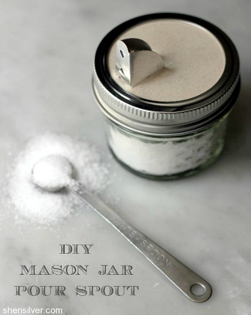15 Clever Mason Jar Organization Ideas - Mason jars make great organization tools! If you need to organize your home, check out these 15 clever Mason jar organization ideas! | #ACultivatedNest