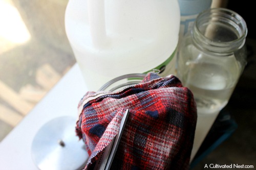 Homemade all-purpose cleaning wipes