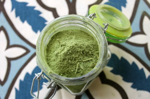 Matcha tea bath salts