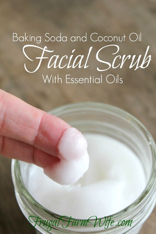 14 Homemade Face Wash and Face Scrub Recipes- Did you know your commercial face wash may be making your skin worse? Instead, do what's best for your skin and make an easy homemade face wash or face scrub! | #faceScrub #sugarScrub #diyBeauty #homemadeBeauty #ACultivatedNest