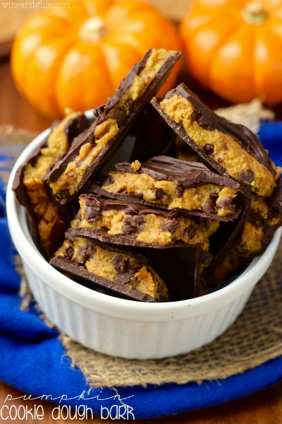 No-Bake Pumpkin Cookie Dough Bark- Not only are pumpkins full of healthy nutrients, but they're also really tasty! This fall, try some of these pumpkin dessert recipes! | #dessert #pumpkin #recipes #pumpkinRecipes #ACultivatedNest