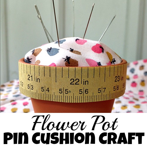 Flower Wrist Pin Cushion - Fairfield World Craft Projects