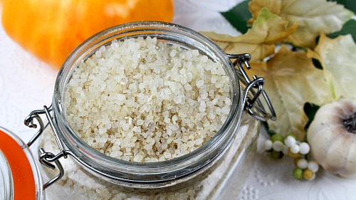 These pumpkin vanilla bath salts help relax tired muscles, and they have a great fall smell, too! Add them to a hot bath and you'll be relaxed in minutes!