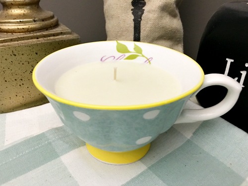 Don't let a pretty teacup sit around unused! Instead, upcycle it into a lovely DIY lavender teacup candle! This makes a great DIY gift!