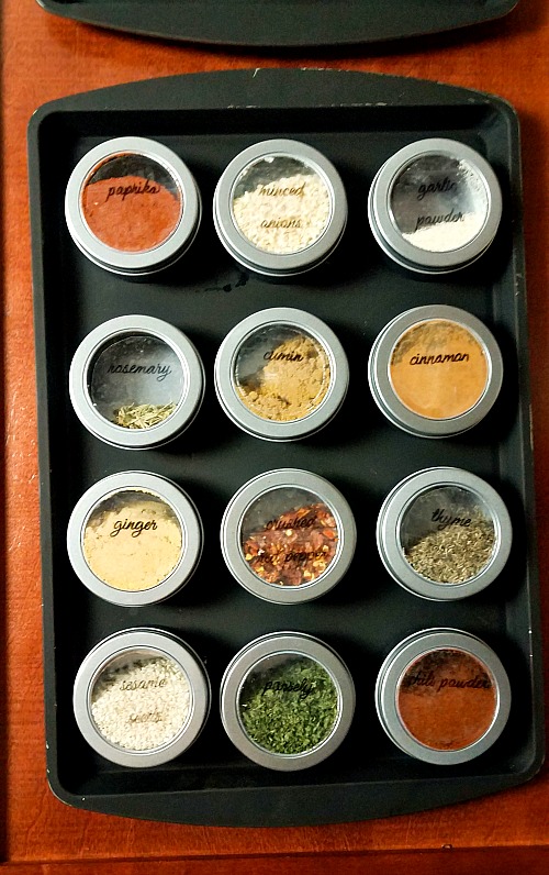 DIY Magnetic Dollar Store Spice Rack- If your spice cabinet is disorganized, you need to try this easy (and frugal) DIY organizer! Here's how to make a magnetic dollar store spice rack! | dollar store DIY, Dollar Tree DIY, organizing ideas, kitchen organizing tips, easy DIY, spice organization, how to organize your spices, inexpensive organization solutions