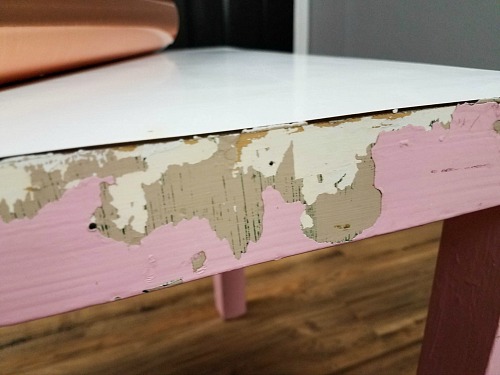 Marble and Copper DIY Refinished Table- You don't have to spend a lot of money, time, or effort to revamp an old table! Here is how I created this marble and copper DIY refinished table! | upcycle, DIY project, furniture makeover, easy DIY, frugal DIY, inexpensive DIY, DIY decor