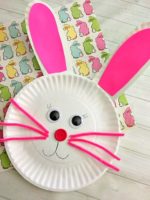 Cute Bunny Paper Plate Craft for Kids- Fun Easter Kids Craft!