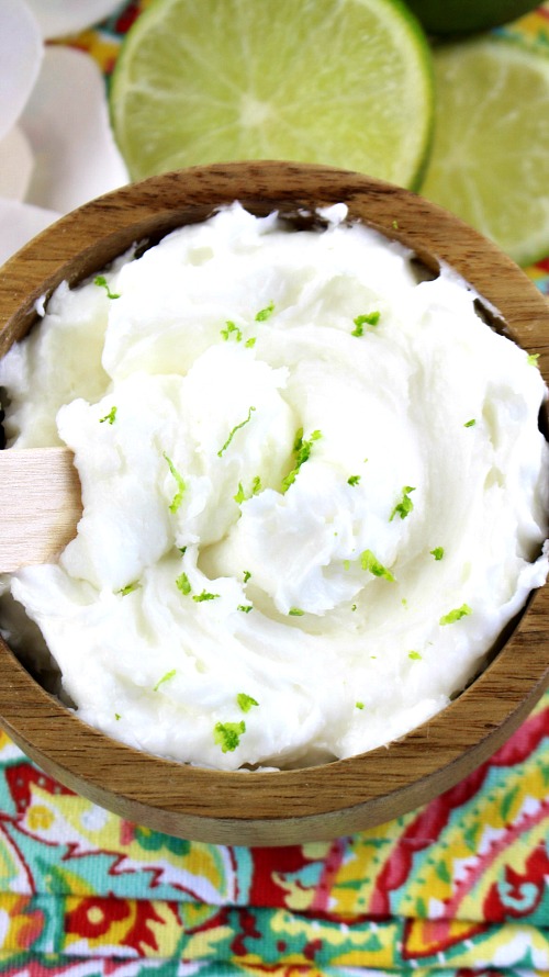 Coconut Lime Whipped Body Butter- This coconut lime whipped body butter is easy to make, smells wonderful, and leaves your skin feeling moisturized and soft! It'd be a great DIY gift! | homemade beauty product, homemade gift ideas, handmade gift, essential oil, coconut oil, whipped soufflé body butter, DIY, craft
