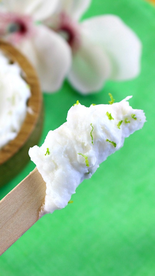 Coconut Lime Whipped Body Butter- This coconut lime whipped body butter is easy to make, smells wonderful, and leaves your skin feeling moisturized and soft! It'd be a great DIY gift! | homemade beauty product, homemade gift ideas, handmade gift, essential oil, coconut oil, whipped soufflé body butter, DIY, craft